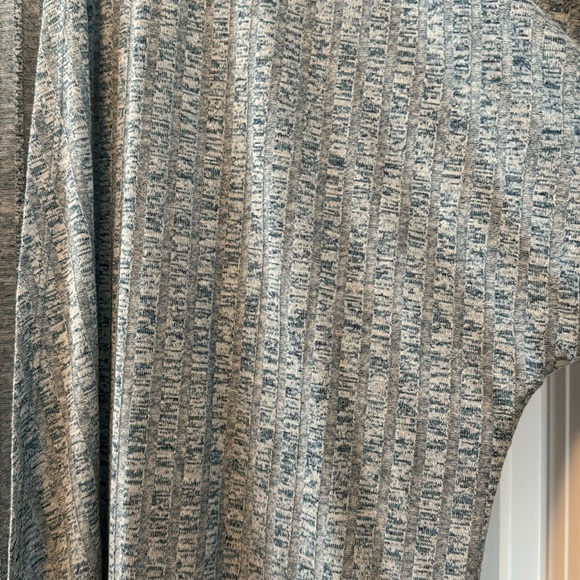 Lula Roe Cardigan, Small - Picture 2 of 2